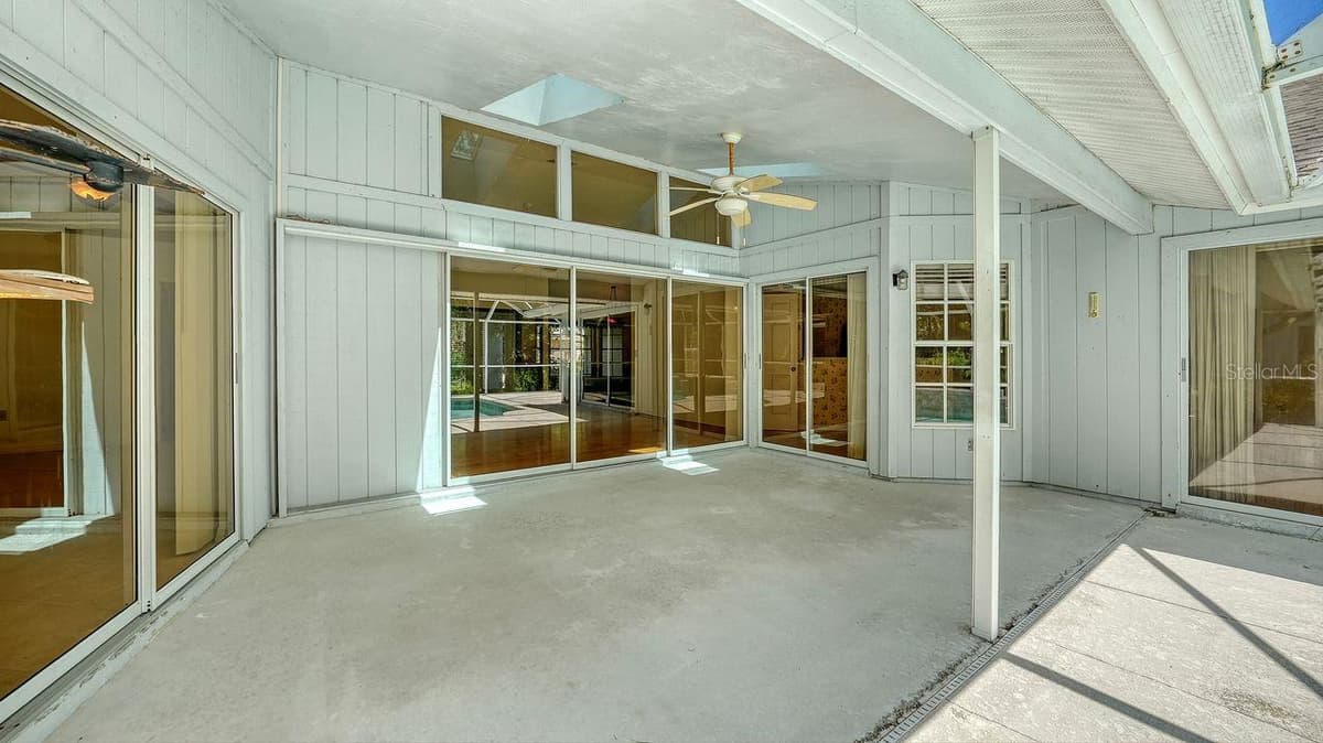 4481 OAK VIEW DRIVE — photo 34 of 48