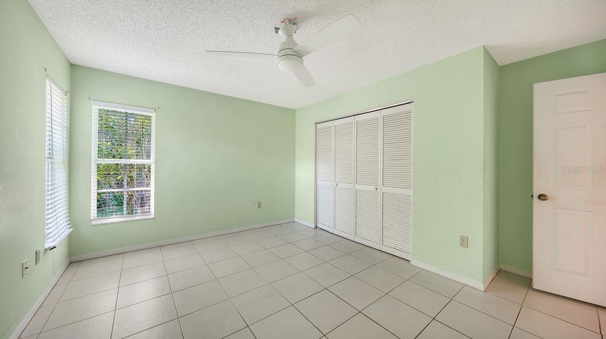 4481 OAK VIEW DRIVE — photo 25 of 48