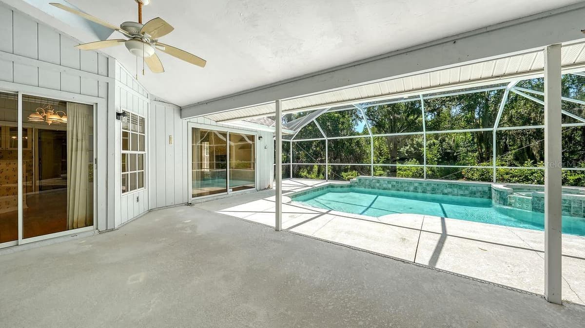4481 OAK VIEW DRIVE — photo 32 of 48