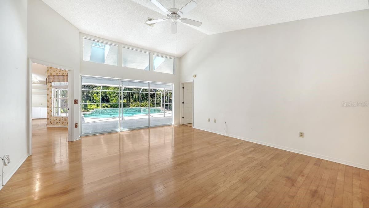4481 OAK VIEW DRIVE — photo 4 of 48