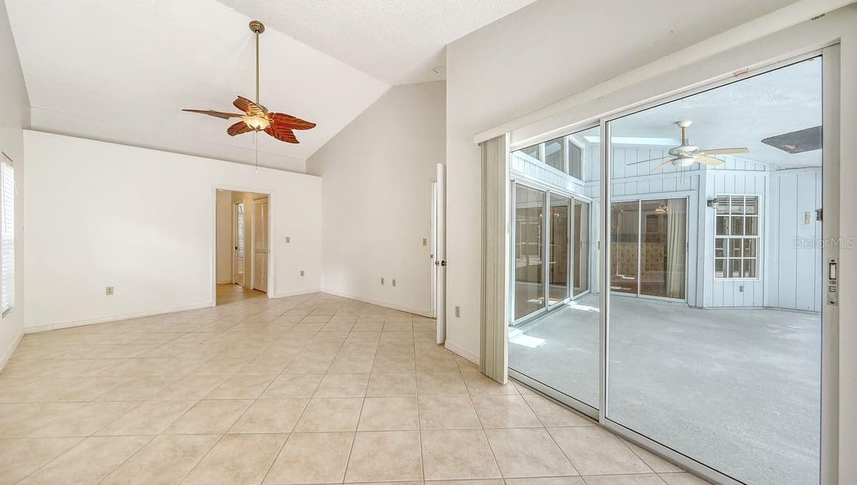 4481 OAK VIEW DRIVE — photo 22 of 48