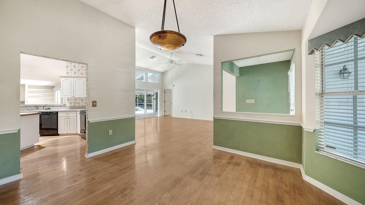 4481 OAK VIEW DRIVE — photo 10 of 48