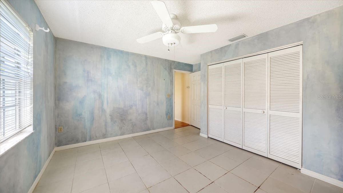 4481 OAK VIEW DRIVE — photo 27 of 48