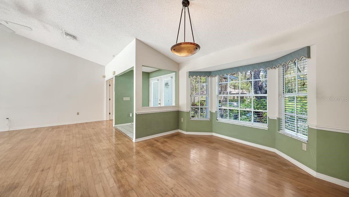4481 OAK VIEW DRIVE — photo 9 of 48