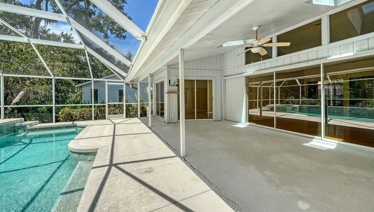 4481 OAK VIEW DRIVE — photo 36 of 48