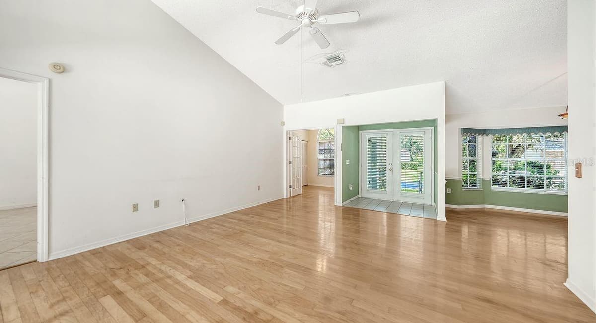 4481 OAK VIEW DRIVE — photo 7 of 48
