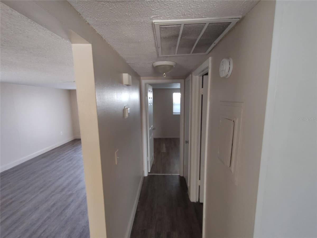 4136 SHORELINE DRIVE — photo 12 of 18