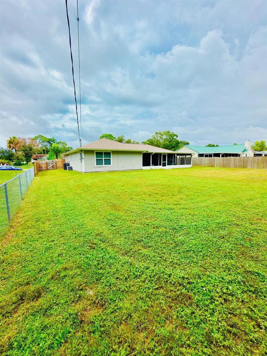 1360 SALERNO AVENUE — photo 16 of 18