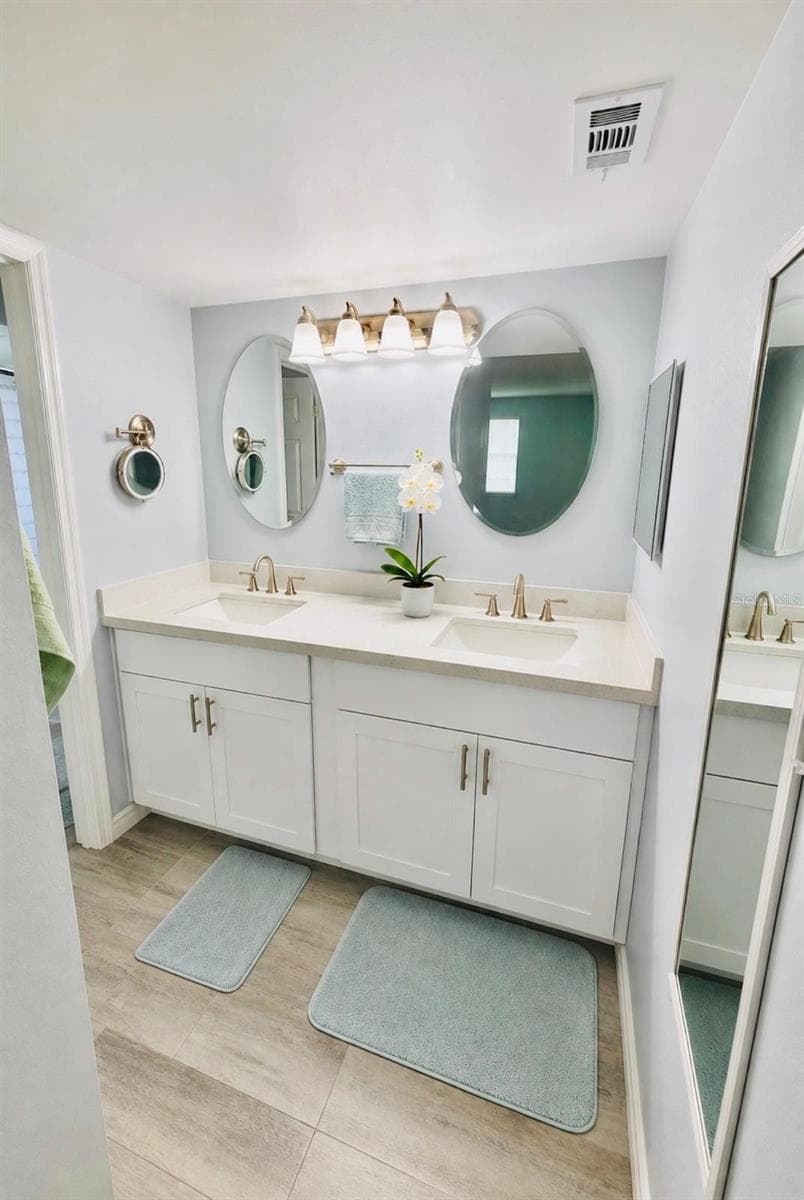 1360 SALERNO AVENUE — photo 7 of 18