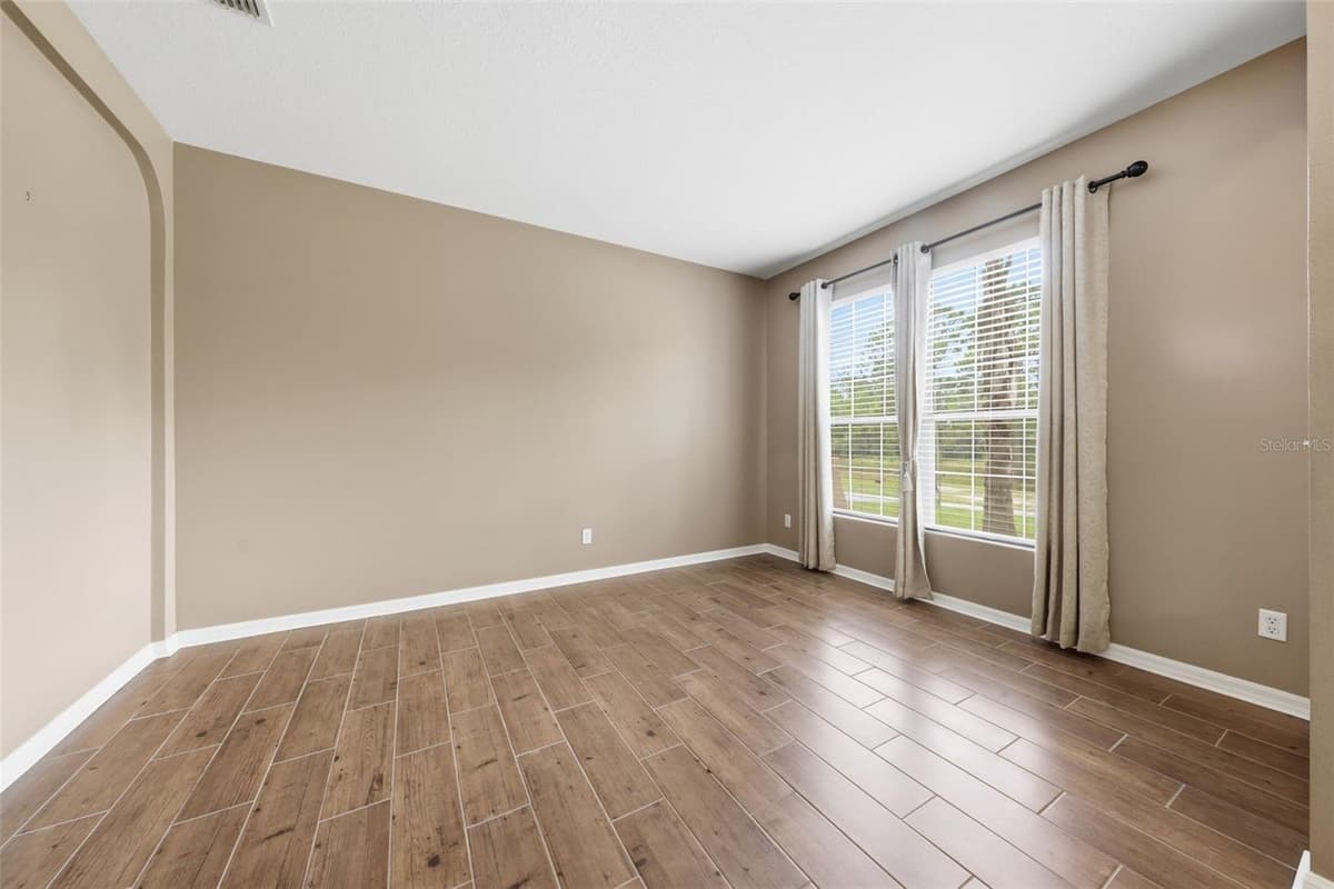 9269 SAPONARIA DRIVE — photo 15 of 73