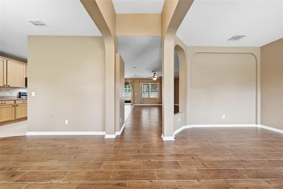 9269 SAPONARIA DRIVE — photo 12 of 73