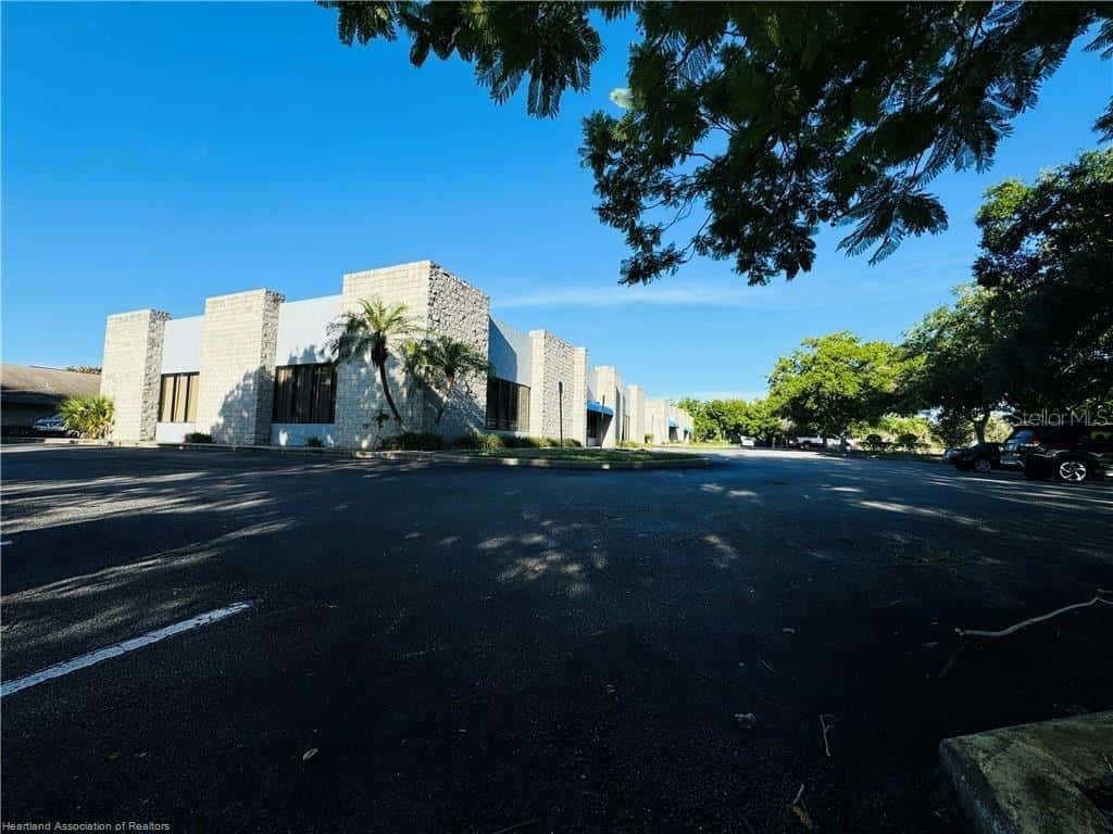 346 ROYAL PALM STREET