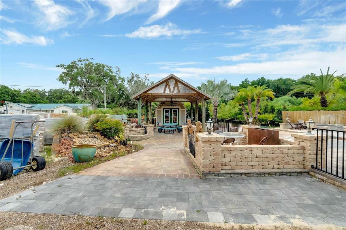 8440 COUNTY ROAD 48