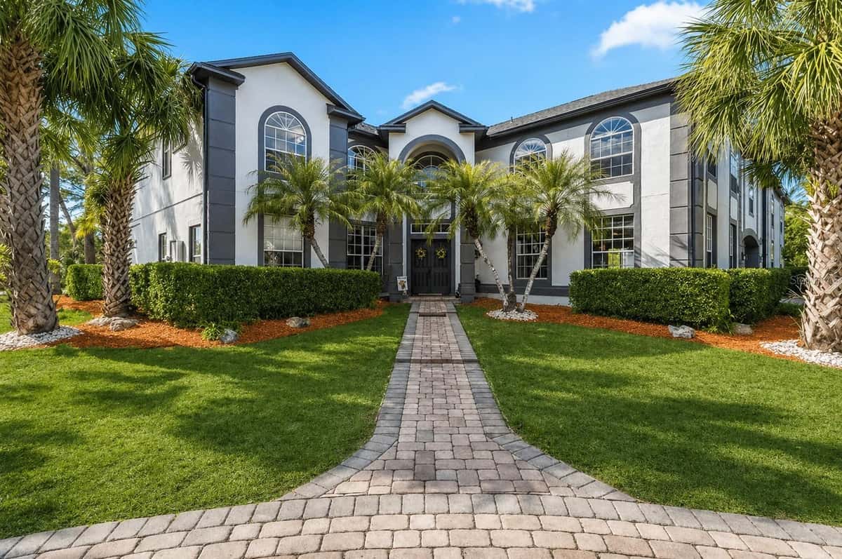 1140 GALLANT FOX WAY