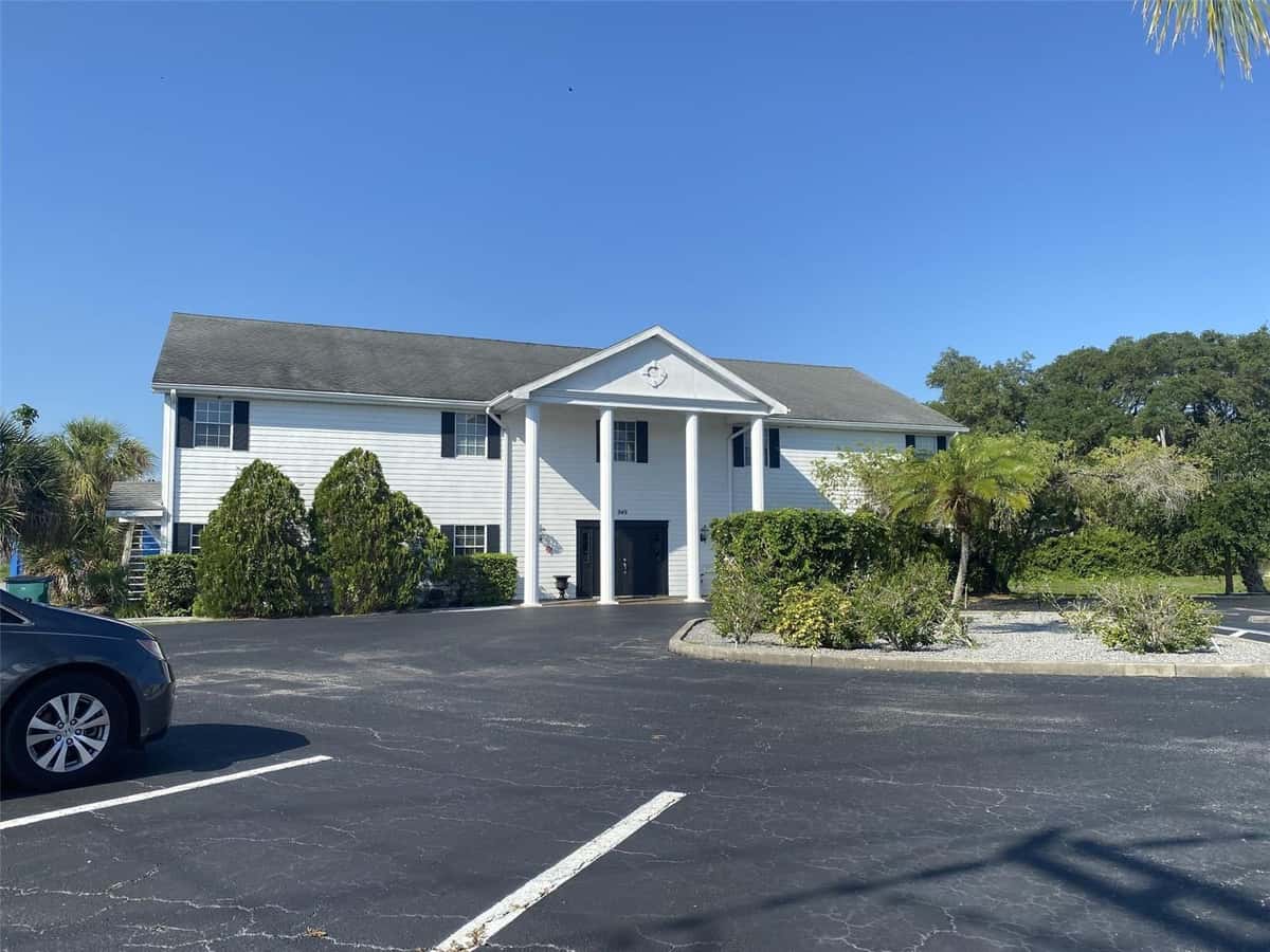 750 TAMIAMI TRAIL