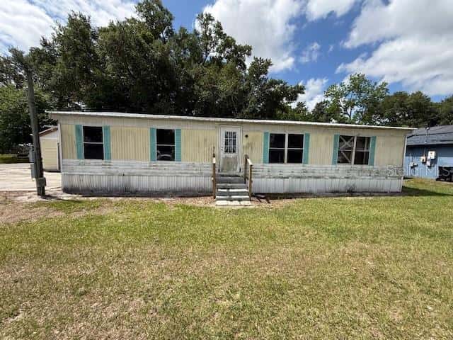 1935 FRUITLAND PARK CIRCLE