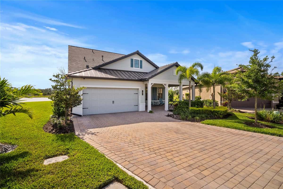 12537 AQUA RESERVE COURT