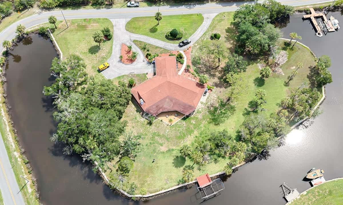 11580 DIXIE SHORES DRIVE
