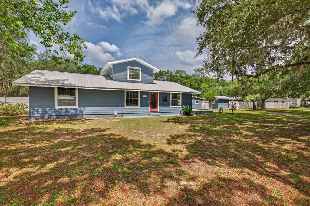 121 DAREN DRIVE
