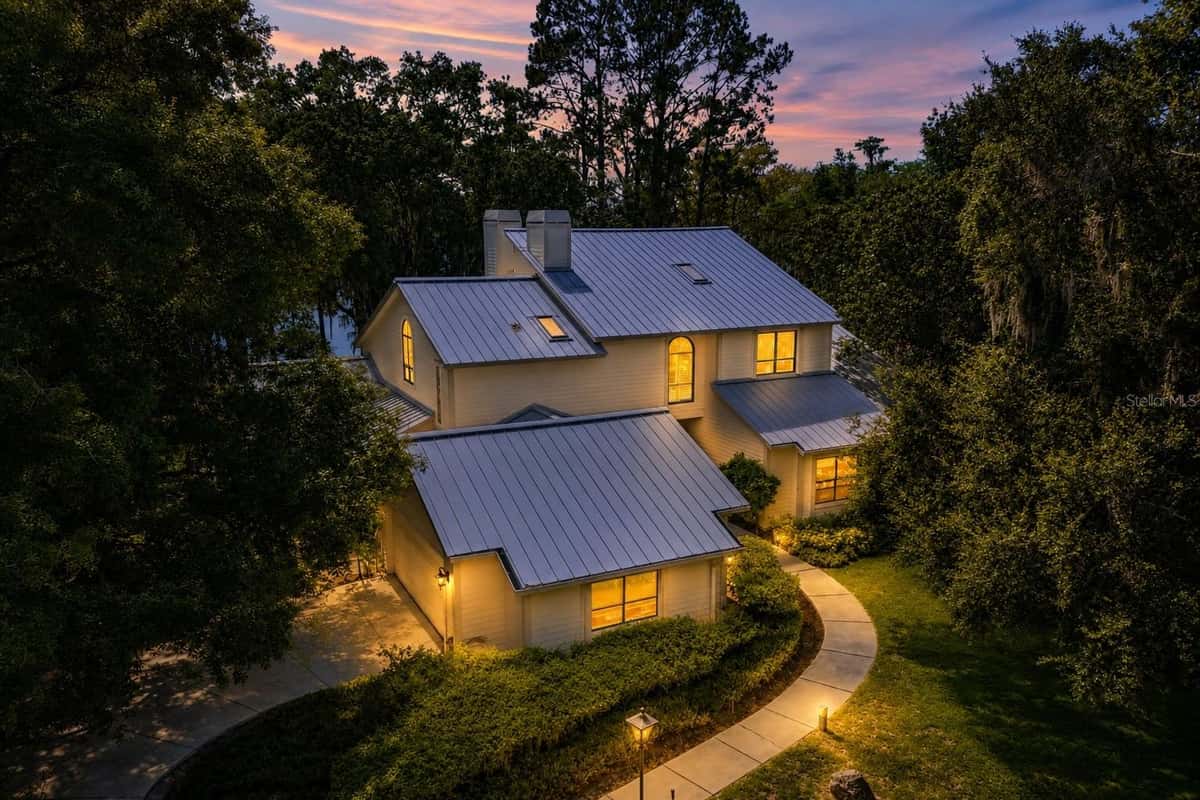 17810 CRAWLEY ROAD