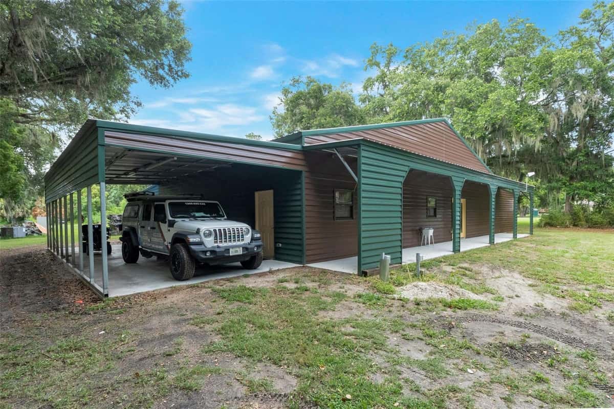 2102 OLD POLK CITY ROAD