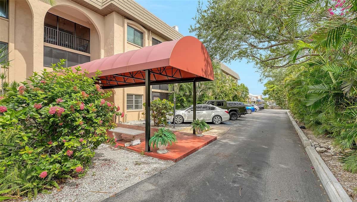 3700 OSPREY AVENUE