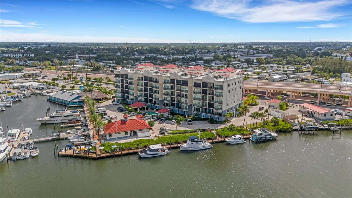 505 TAMIAMI TRAIL