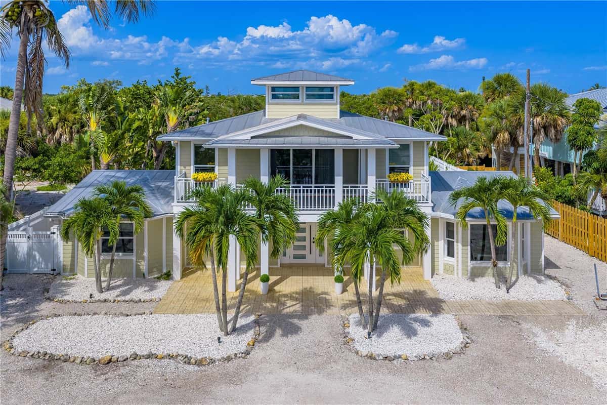 550 GULF BOULEVARD