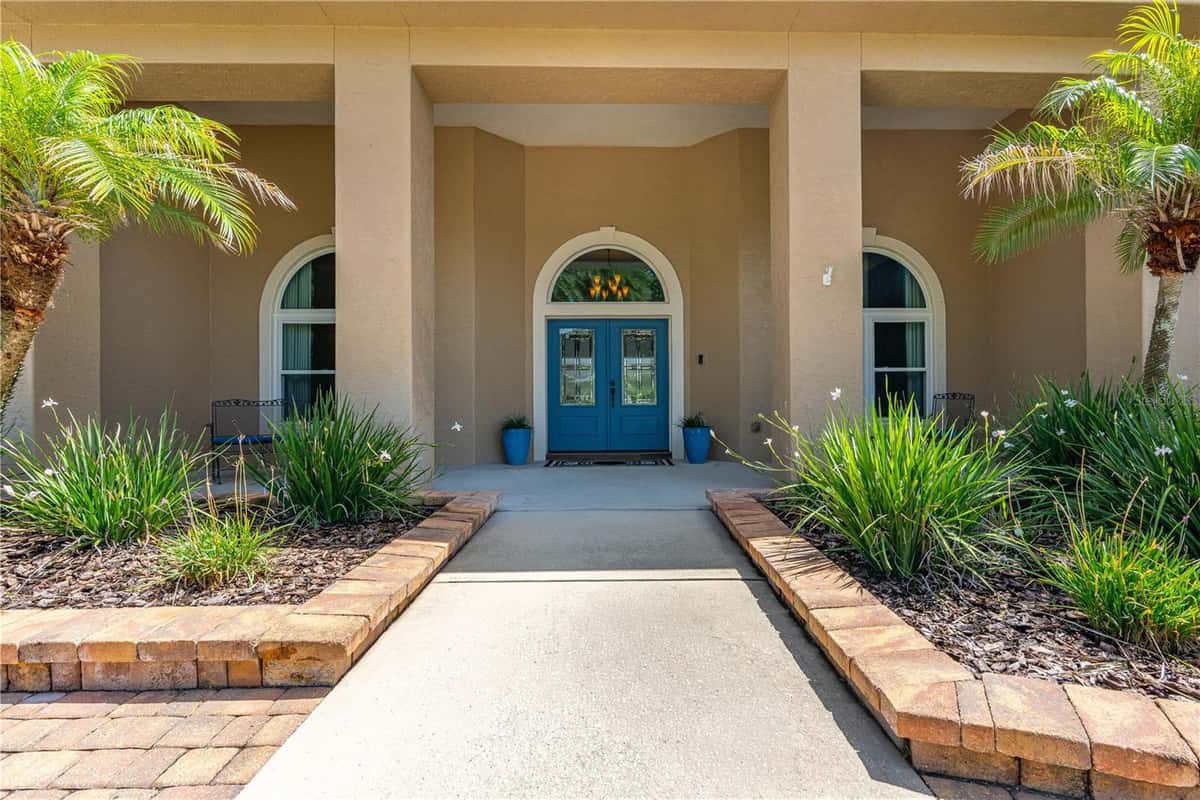6067 SABAL CROSSING COURT