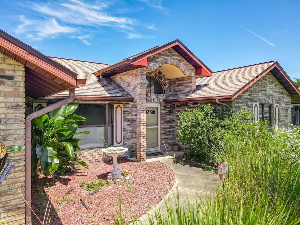 209 MEADOW LAKE DRIVE