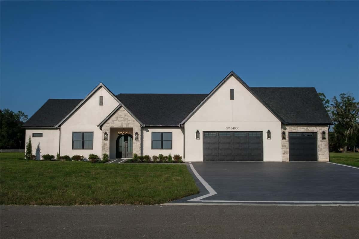 14800 MIM PLACE