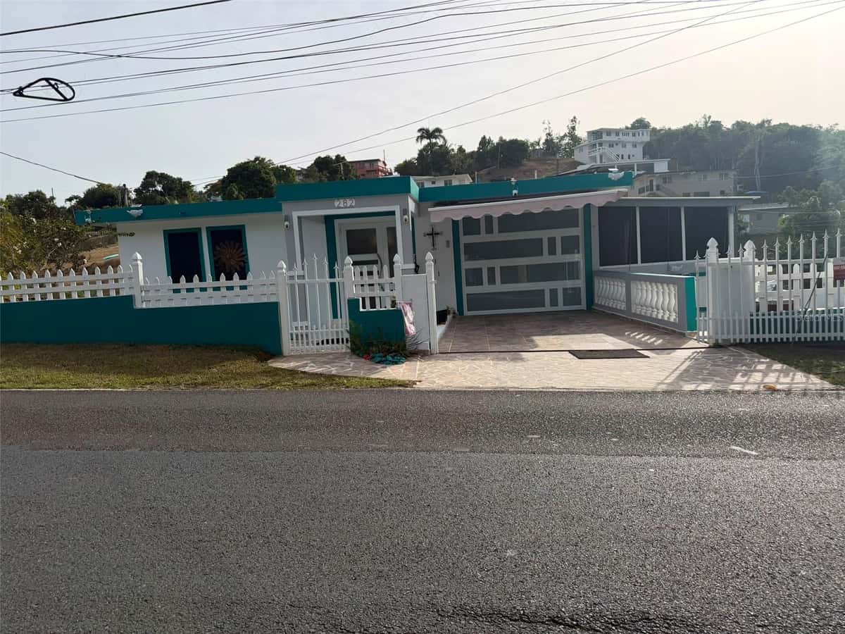 282 AVE. FELIX RIOS