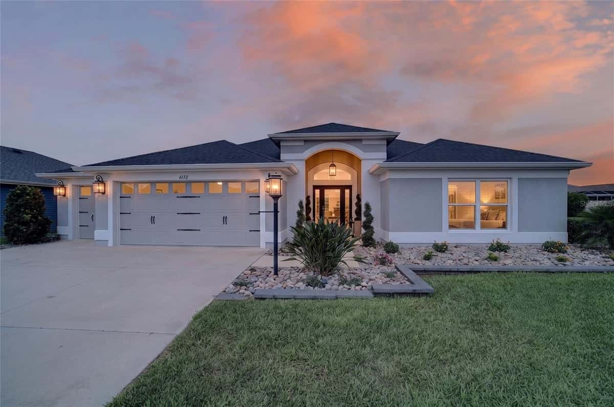 6172 DANIELSON LOOP
