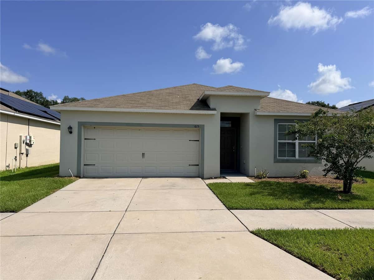 615 TRALEE LANE
