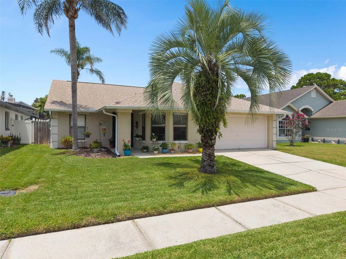 1047 HORNBEAM STREET