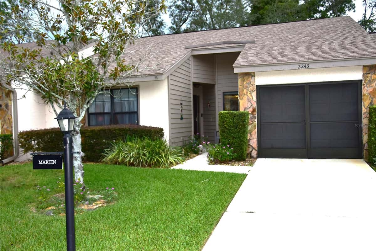 2243 WYNDAM DRIVE