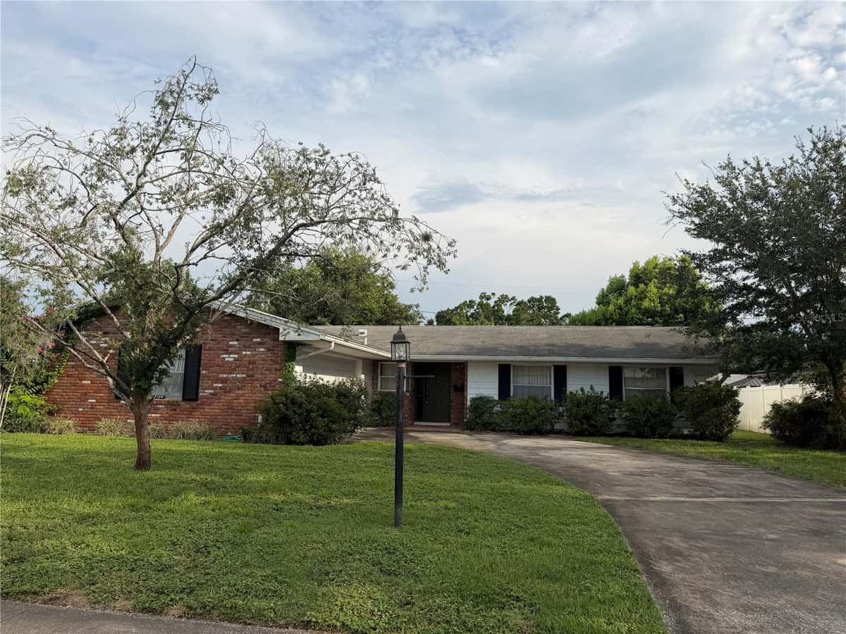 2124 MISCINDY PLACE