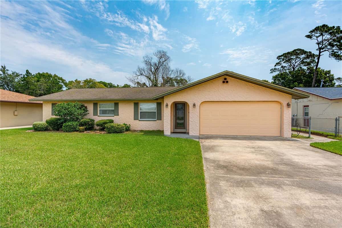 2955 CARRIAGE DRIVE