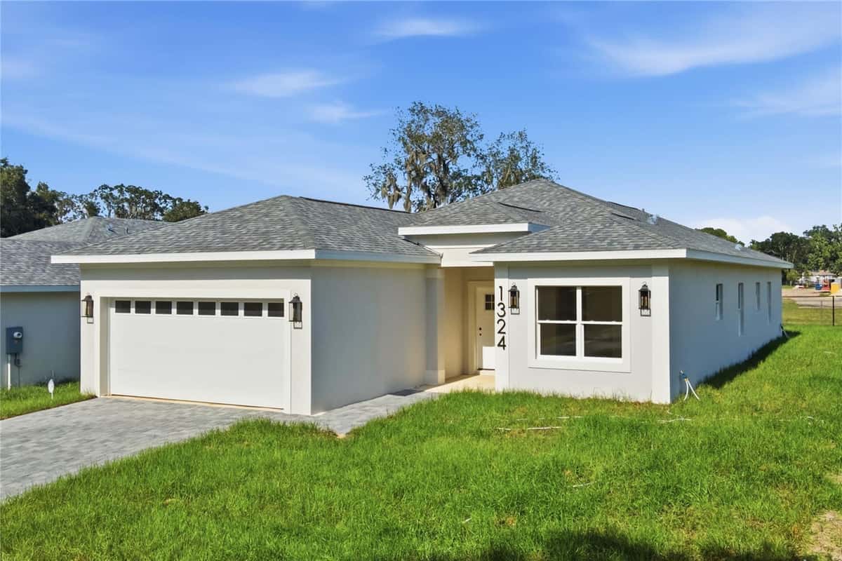 1324 MARSHALL DRIVE