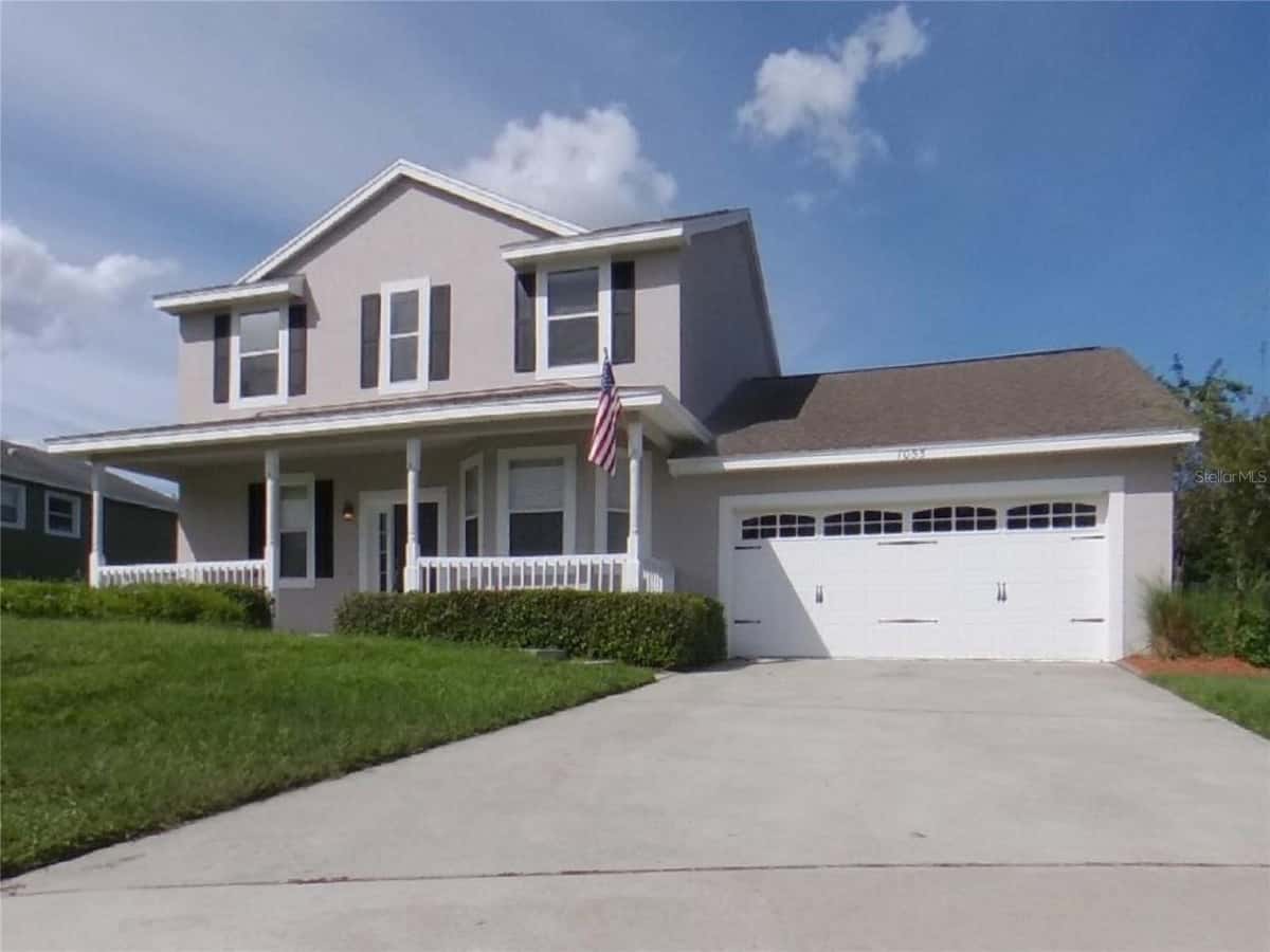 1055 GOLF POINT LOOP