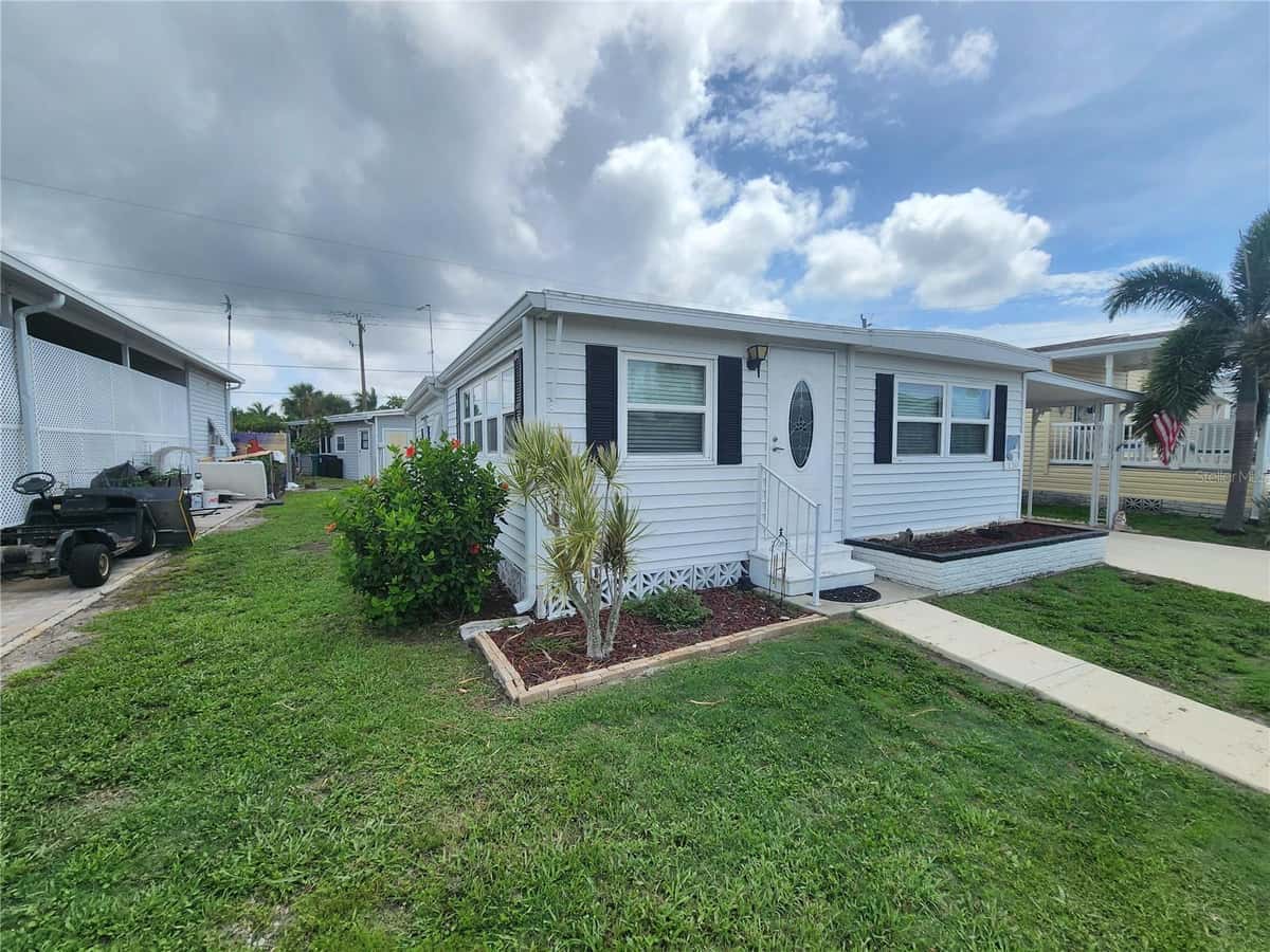 130 CAPRI DRIVE