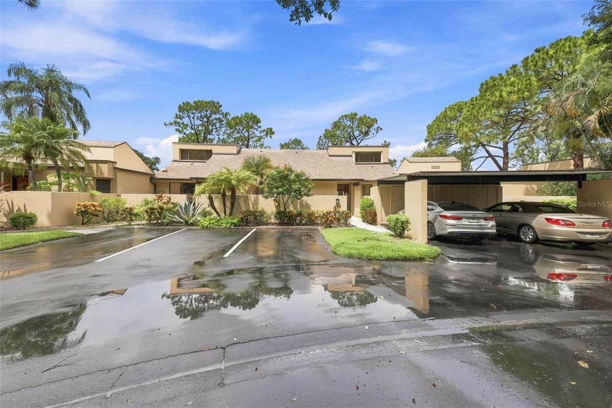 3813 FISHING TRAIL