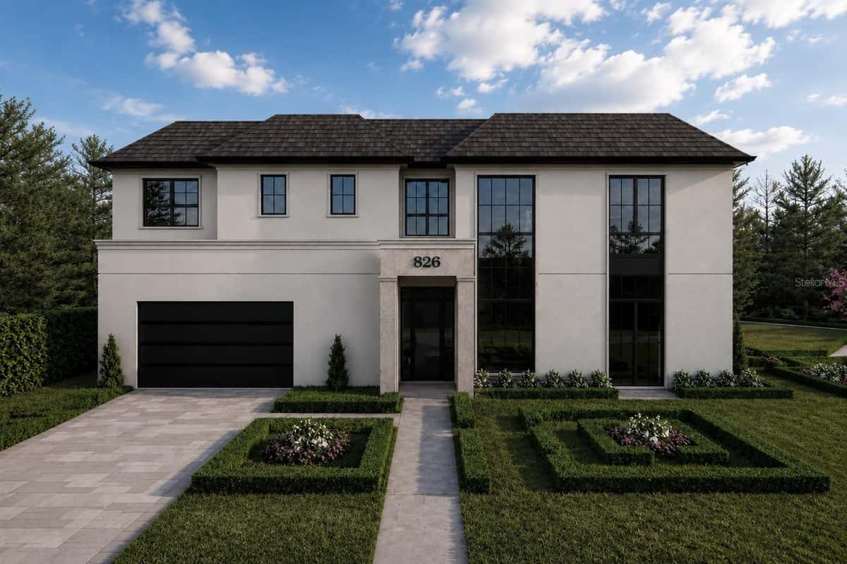 826 GARDEN PLAZA