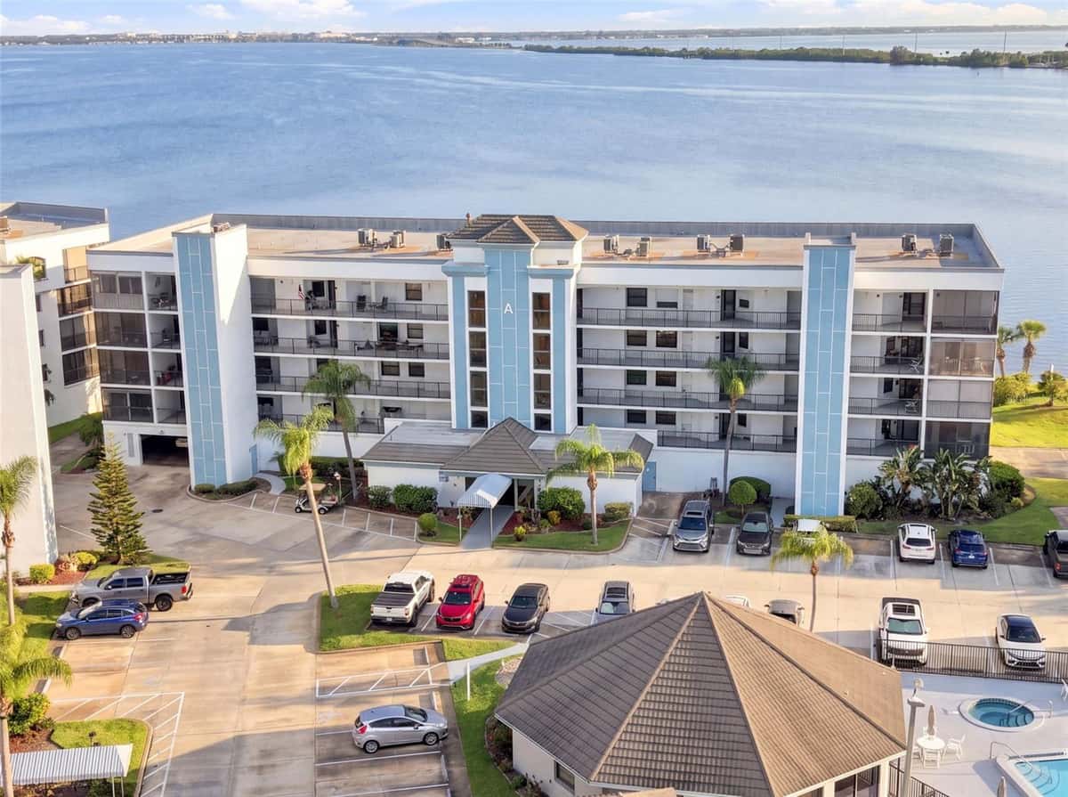 3601 BANANA RIVER BOULEVARD