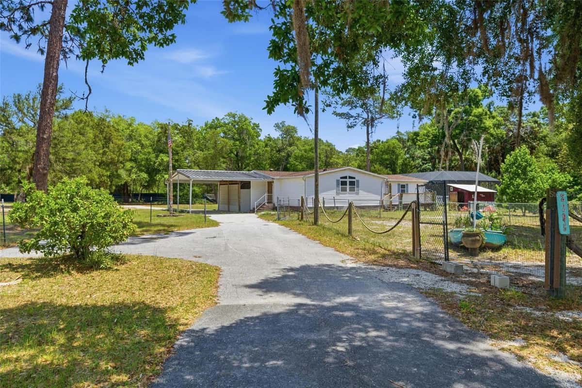 2295 STONEBROOK DRIVE