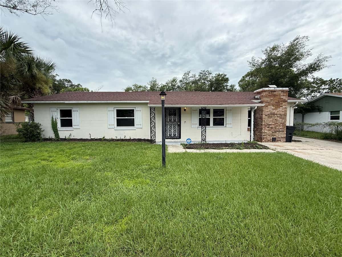 202 YALE DRIVE