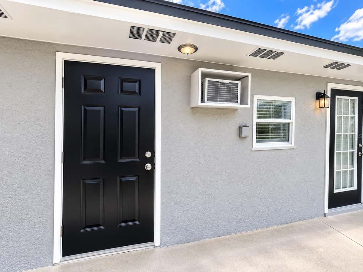 2795 L B MCLEOD ROAD