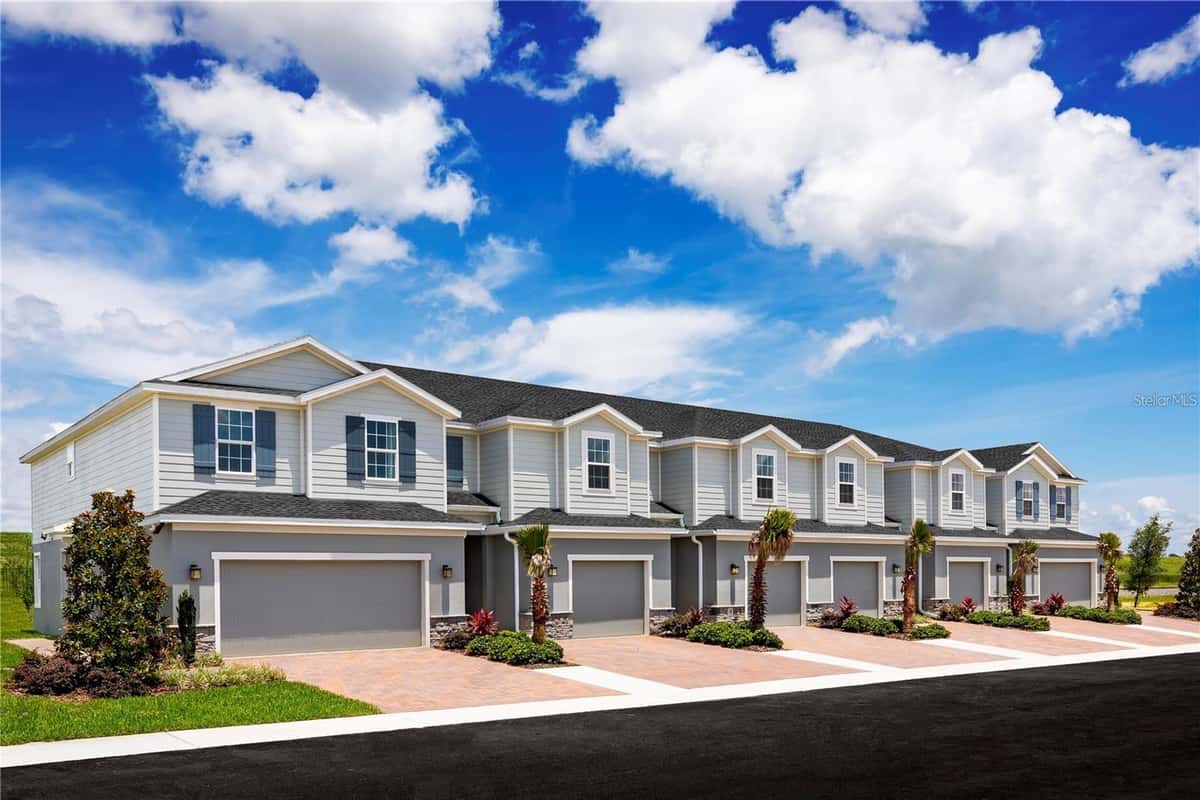 6712 CEDAR LANDING CIRCLE